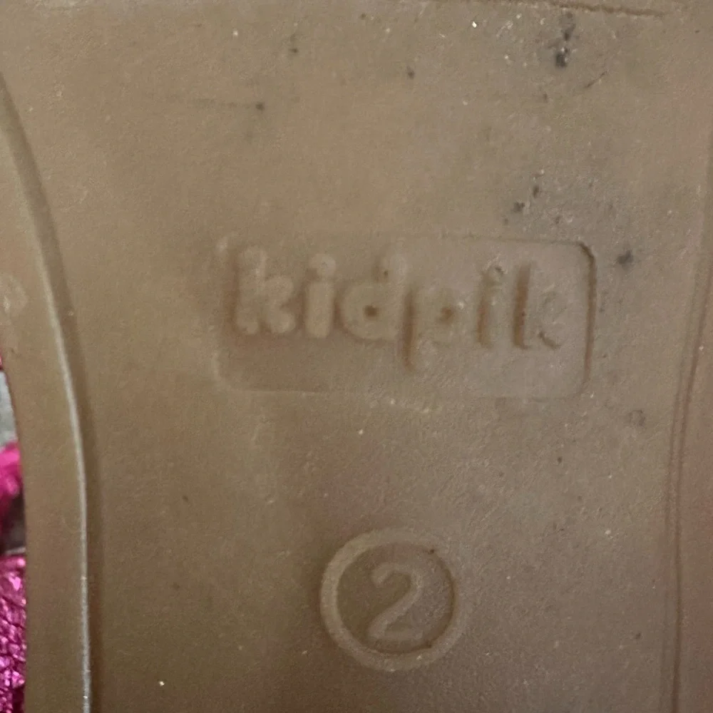 Kidpik Metallic Pink Gladiator Sandals
